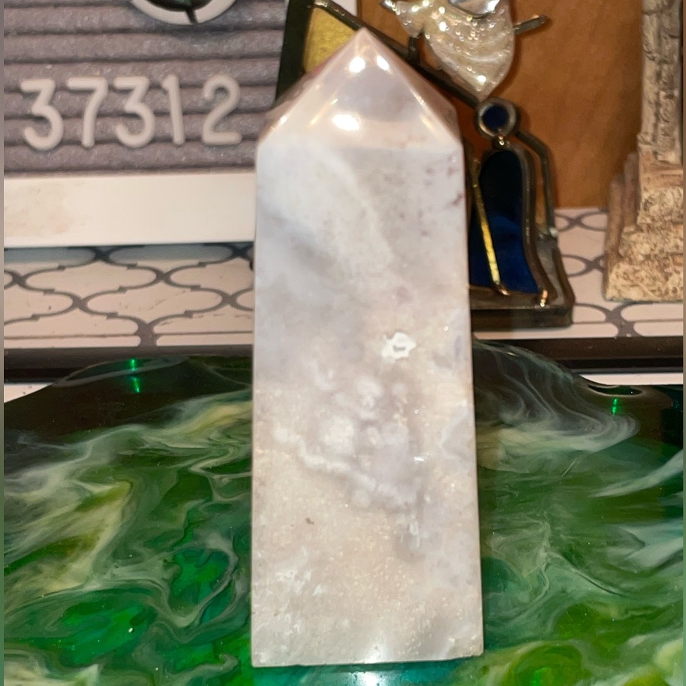 Pink amethyst flower agate tower